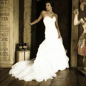 Casablanca bridal gown